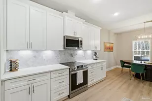 5530 Chenier Dr, Gulf Breeze, FL 32563 - Photo 15