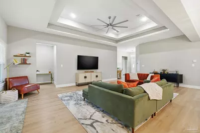 5530 Chenier Dr, Gulf Breeze, FL 32563 - Photo 9