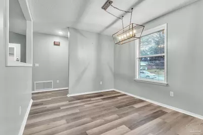 4331 Chantilly Way, Milton, FL 32583 - Photo 7