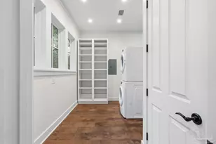 2369 W Bayshore Rd, Gulf Breeze, FL 32563 - Photo 61