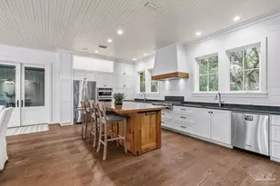 2369 W Bayshore Rd, Gulf Breeze, FL 32563 - Photo 39