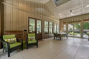 2369 W Bayshore Rd, Gulf Breeze, FL 32563 - Photo 15