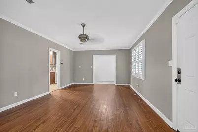 127 Elm St, Pensacola, FL 32506 - Photo 9