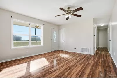 5590 Cyanamid Rd, Milton, FL 32583 - Photo 5