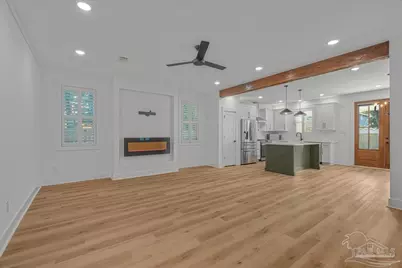 1149 E Hayes St, Pensacola, FL 32503 - Photo 5