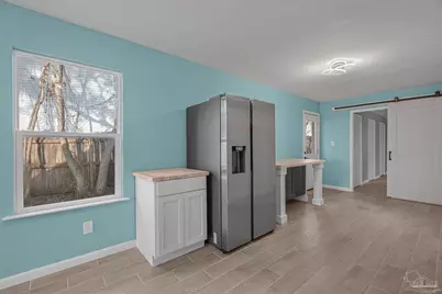 200 S Crow Rd, Pensacola, FL 32506 - Photo 9