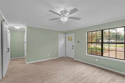 200 S Crow Rd, Pensacola, FL 32506 - Photo 3