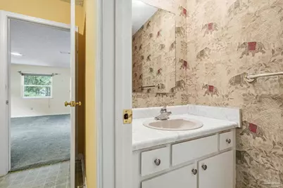 1012 Coronado Dr, Gulf Breeze, FL 32563 - Photo 17