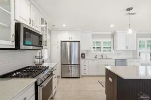 2 Highpoint Dr, Gulf Breeze, FL 32561 - Photo 11