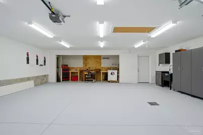 2 Highpoint Dr, Gulf Breeze, FL 32561 - Photo 29