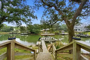 2 Highpoint Dr, Gulf Breeze, FL 32561 - Photo 3