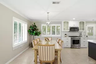 2 Highpoint Dr, Gulf Breeze, FL 32561 - Photo 9