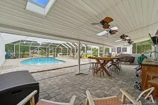 2 Highpoint Dr, Gulf Breeze, FL 32561 - Photo 31