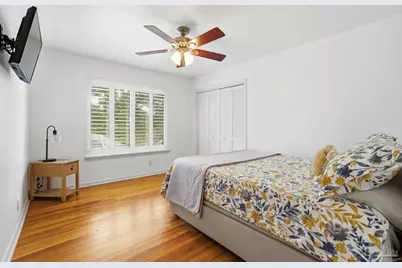 2 Highpoint Dr, Gulf Breeze, FL 32561 - Photo 25