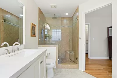 2 Highpoint Dr, Gulf Breeze, FL 32561 - Photo 27