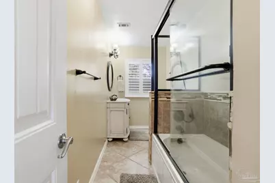 2 Highpoint Dr, Gulf Breeze, FL 32561 - Photo 21