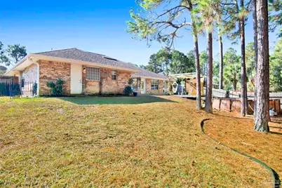 7604 Brewster St, Navarre, FL 32566 - Photo 5