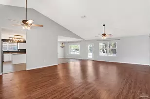 7604 Brewster St, Navarre, FL 32566 - Photo 11