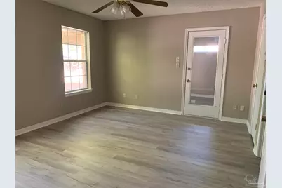3130 Station Ct, Pensacola, FL 32504 - Photo 7