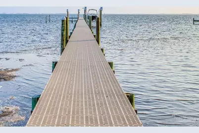 5481 Soundside Dr, Gulf Breeze, FL 32563 - Photo 3