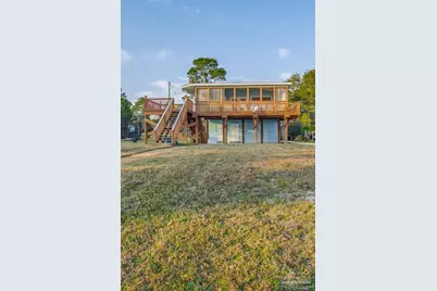 5481 Soundside Dr, Gulf Breeze, FL 32563 - Photo 7