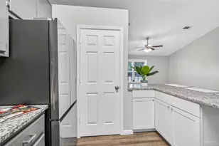 6356 Banyan Dr, Milton, FL 32570 - Photo 9