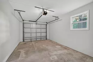 6356 Banyan Dr, Milton, FL 32570 - Photo 17