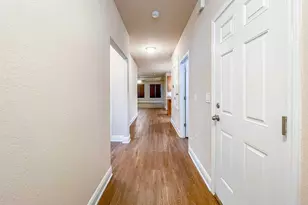 801 Oak Aly, Pensacola, FL 32506 - Photo 3