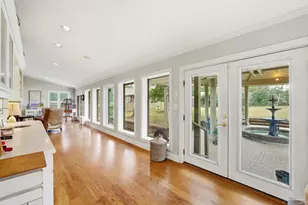 5931 Mls Lk Blvd, Pensacola, FL 32526 - Photo 19