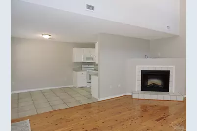 6298 Cottage Woods Dr, Milton, FL 32570 - Photo 5