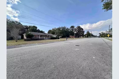 2975 Christine St, Pensacola, FL 32526 - Photo 5