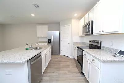 7524 Oak Lake Blvd, Pensacola, FL 32526 - Photo 9