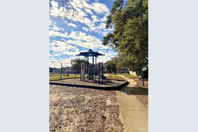 3215 Bayou Dr, Pensacola, FL 32505 - Photo 29