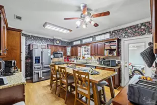 2100 St Andrews Dr, Cantonment, FL 32533 - Photo 13