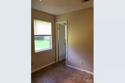 1028 Woodbury Pl, Cantonment, FL 32533 - Photo 3