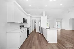 2014 Church St, Gulf Breeze, FL 32563 - Photo 11