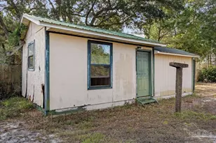 2014 Church St, Gulf Breeze, FL 32563 - Photo 31