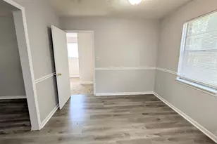 4233 W Avenida De Golf, Pace, FL 32571 - Photo 9