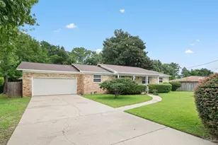 6269 Confederate Dr, Pensacola, FL 32503 - Photo 3