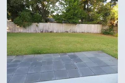 210 Norwich Dr, Gulf Breeze, FL 32561 - Photo 17