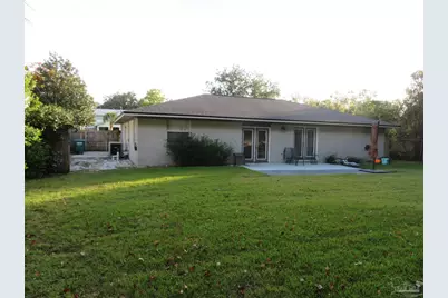 210 Norwich Dr, Gulf Breeze, FL 32561 - Photo 15