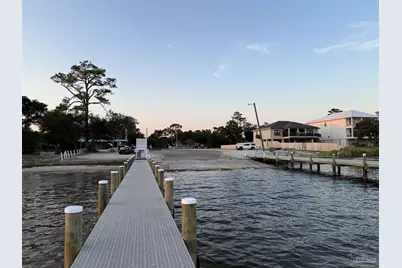 1032 Shady Pine Dr, Gulf Breeze, FL 32563 - Photo 11