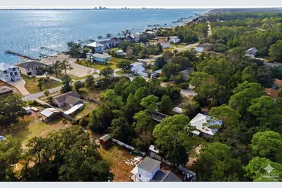 1032 Shady Pine Dr, Gulf Breeze, FL 32563 - Photo 7