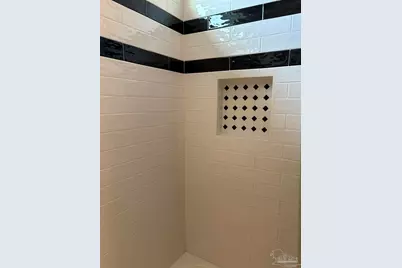 520 W Gregory St, Pensacola, FL 32502 - Photo 51