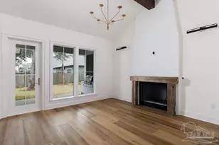 1811 N 8th Ave, Pensacola, FL 32503 - Photo 7