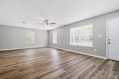 7504 Bowers Dr, Milton, FL 32570 - Photo 7