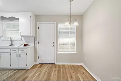 7504 Bowers Dr, Milton, FL 32570 - Photo 17