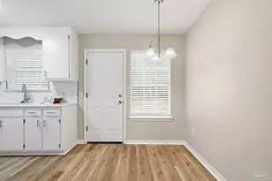 7504 Bowers Dr, Milton, FL 32570 - Photo 17