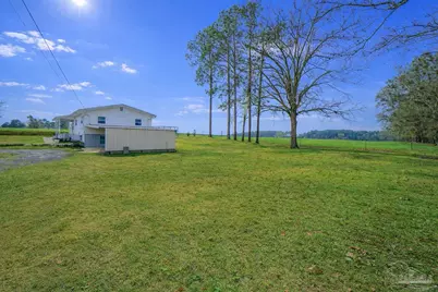 5731 Morgan Rd, Walnut Hill, FL 32568 - Photo 5