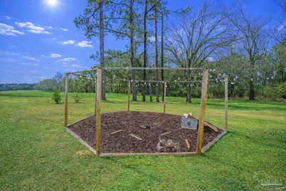 5731 Morgan Rd, Walnut Hill, FL 32568 - Photo 11